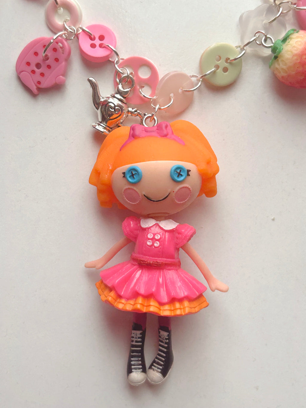 🍓𝐋𝐚𝐥𝐚𝐥𝐨𝐨𝐩𝐬𝐲 𝐁𝐮𝐭𝐭𝐨𝐧 𝐍𝐞𝐜𝐤𝐥𝐚𝐜𝐞🪡