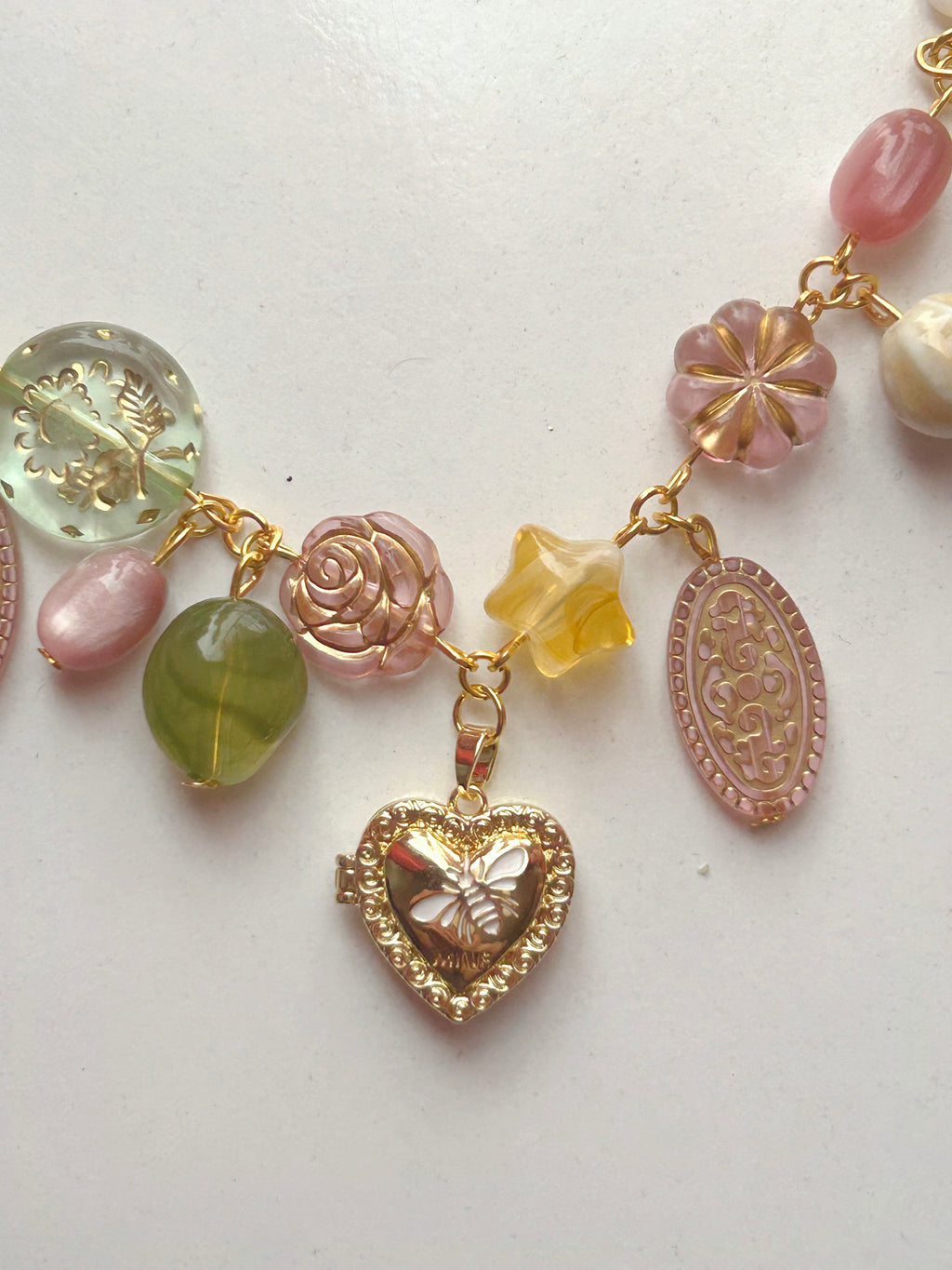 🐝 𝐇𝐨𝐧𝐞𝐲 𝐋𝐢𝐤𝐞 𝐘𝐨𝐮 𝐋𝐨𝐜𝐤𝐞𝐭 𝐍𝐞𝐜𝐤𝐥𝐚𝐜𝐞 🍯