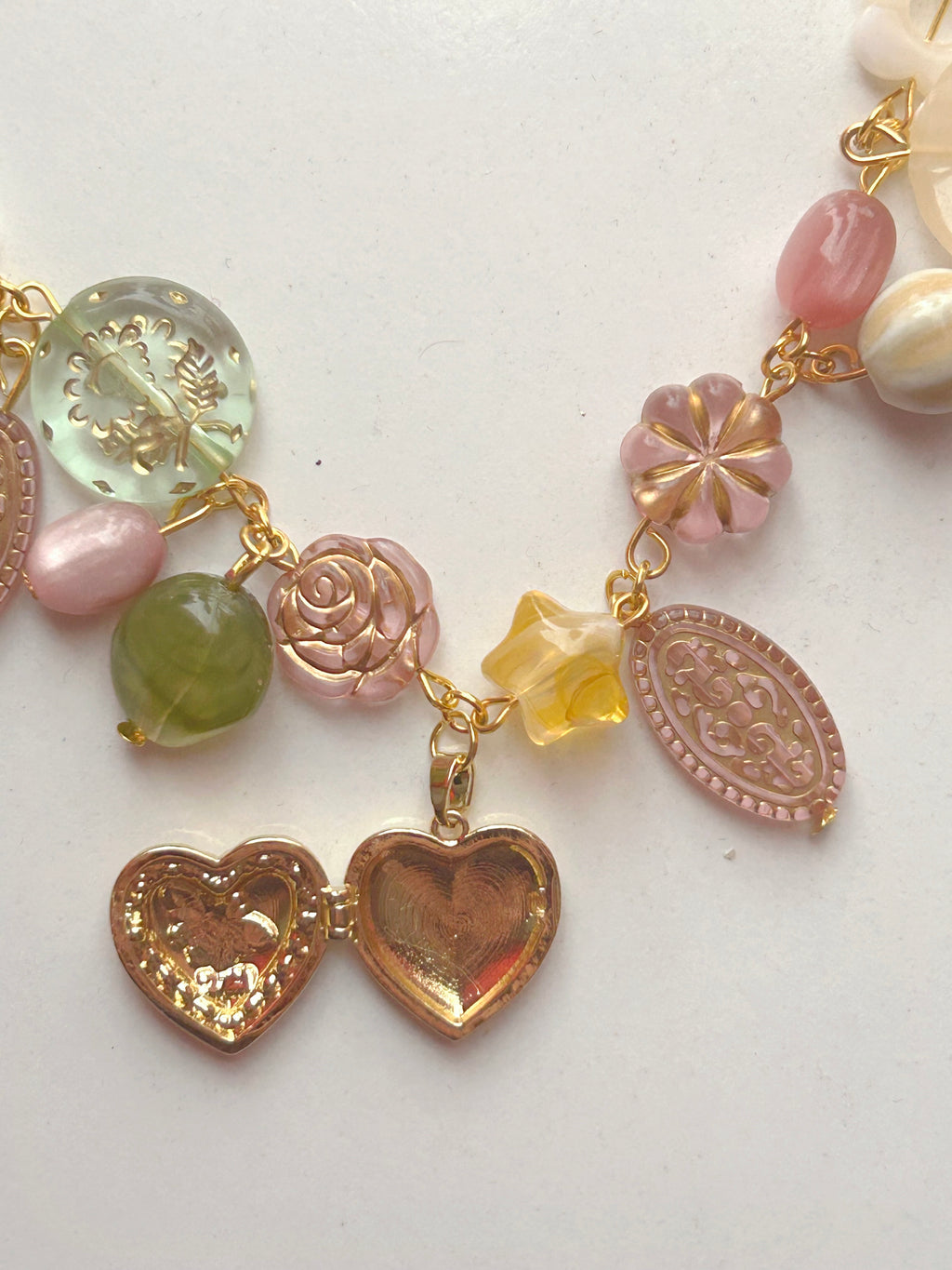 🐝 𝐇𝐨𝐧𝐞𝐲 𝐋𝐢𝐤𝐞 𝐘𝐨𝐮 𝐋𝐨𝐜𝐤𝐞𝐭 𝐍𝐞𝐜𝐤𝐥𝐚𝐜𝐞 🍯